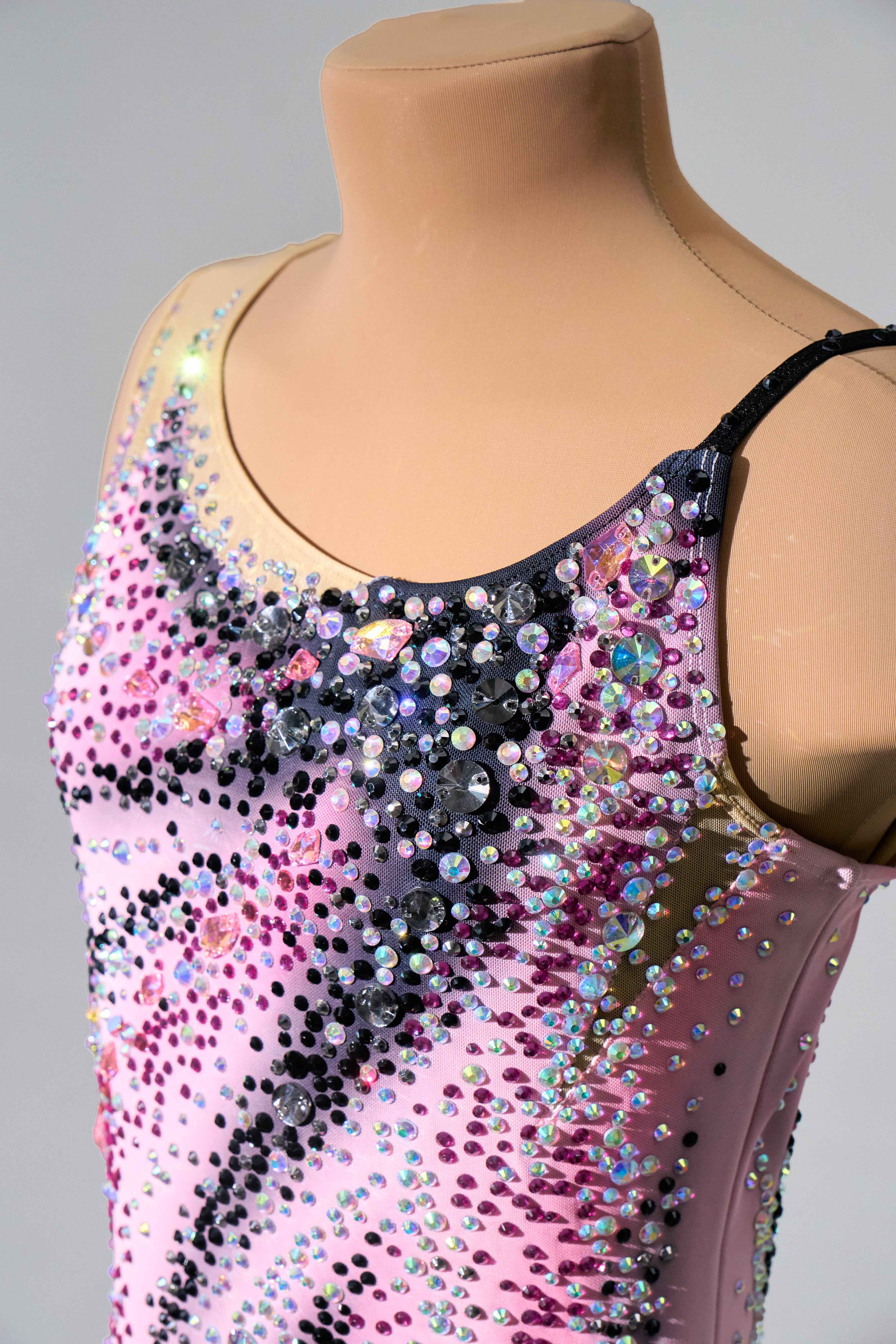 Justaucorps de compétition pour gymnastique rythmique, twirling et majorette sur mesure - Raysport