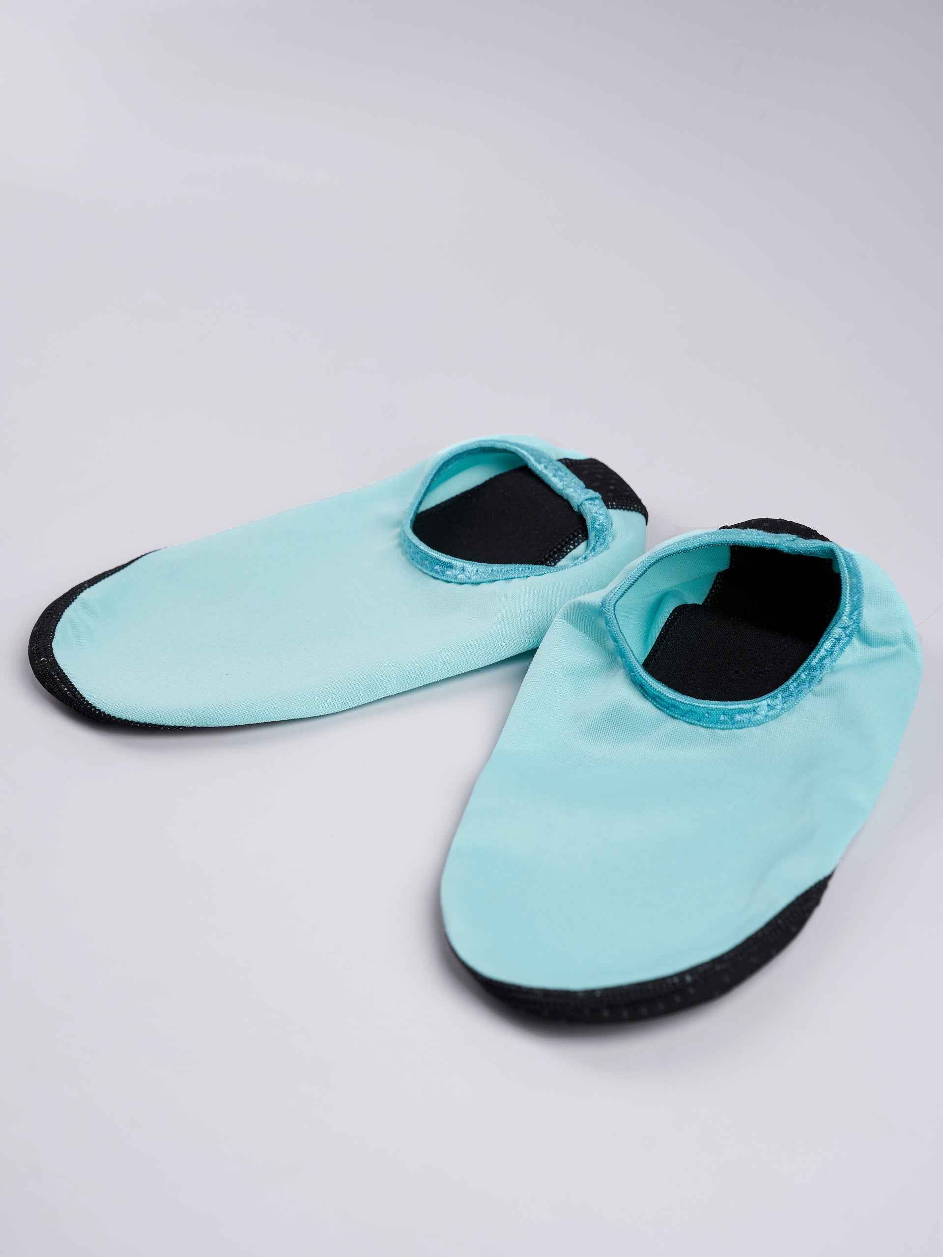 Chaussons d’eau unis (5 coloris)